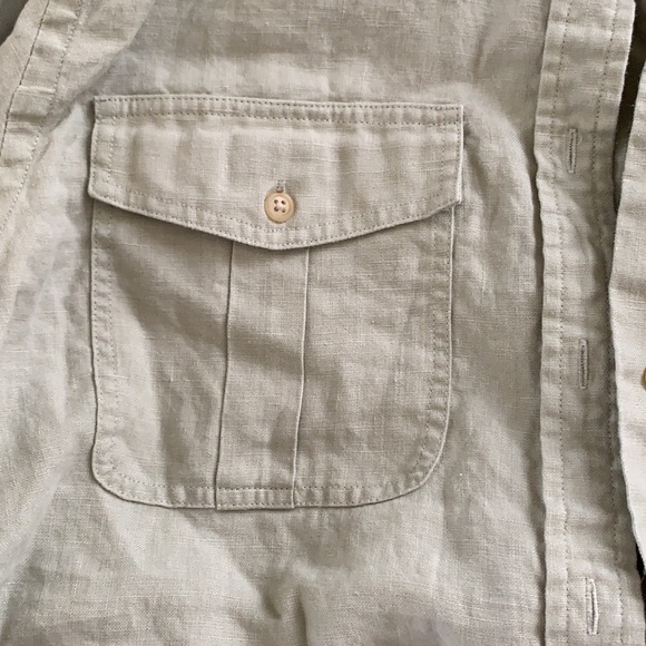 100% Linen Button-Up Top - Picture 5 of 5